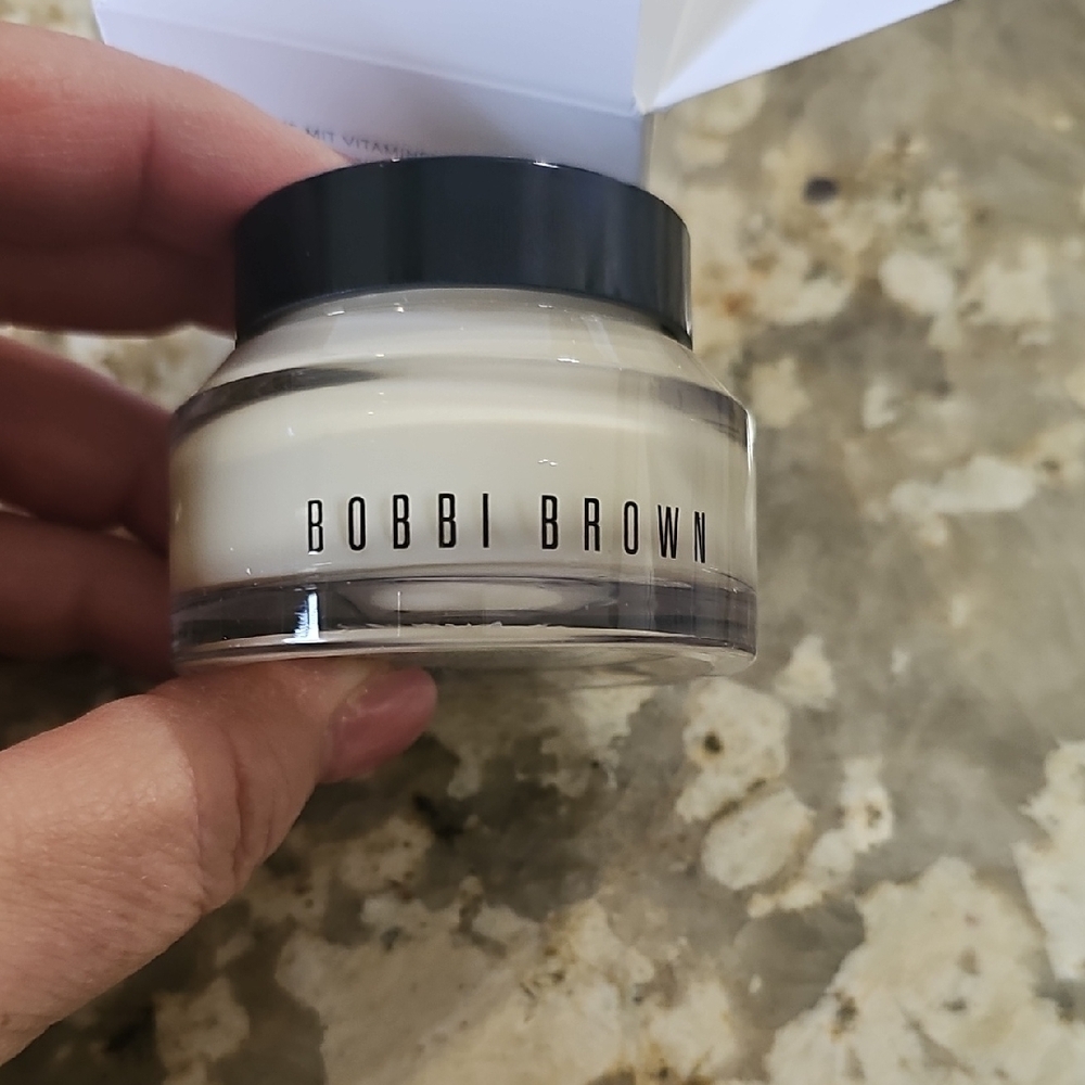 Bobbi Brown Vitamin Enriched Face Base - Full Size 1.7 oz - New, in box - Picture 4 of 4